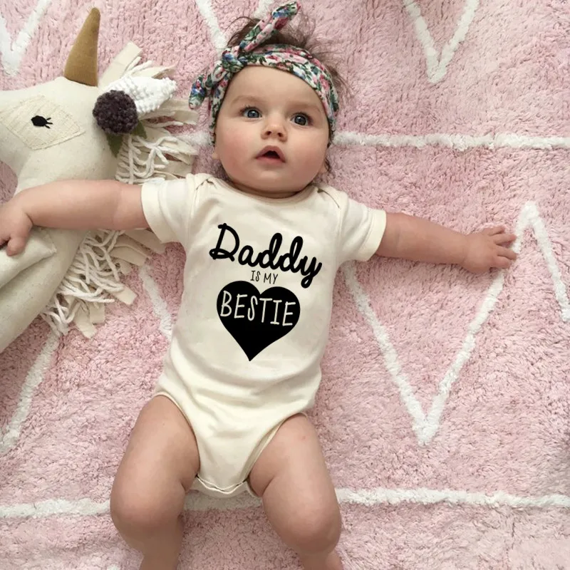 Daddy Is My Bestie Cute Baby B - Romper Onesie Baby 评论和价格