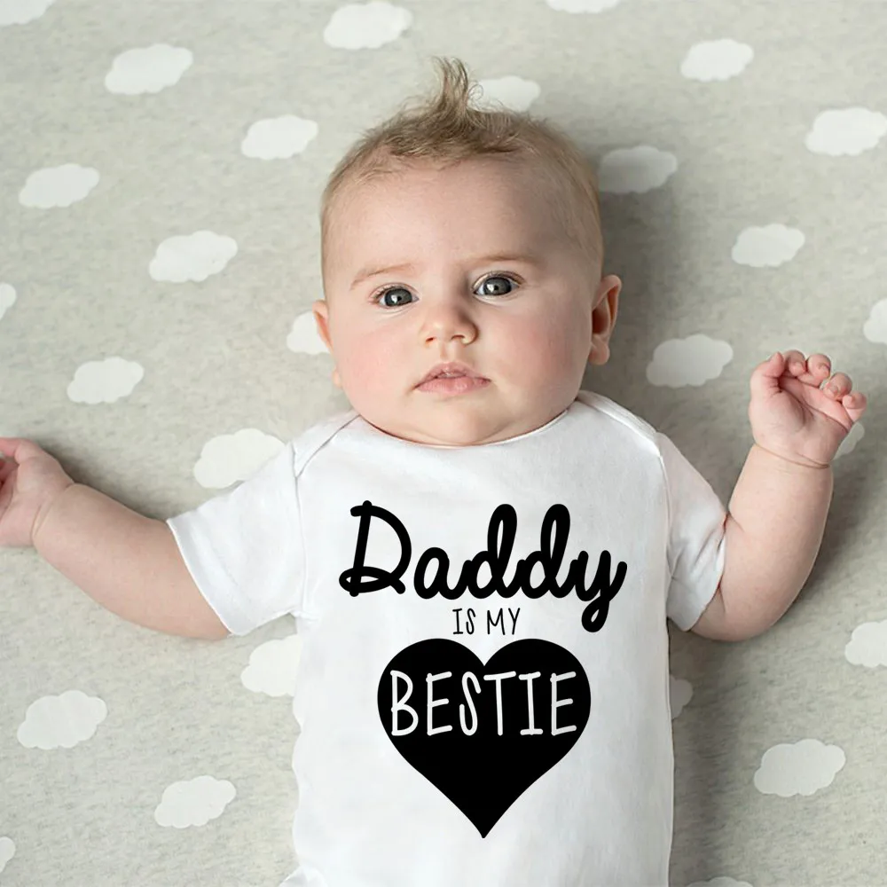 Daddy Is My Bestie Cute Baby B - Romper Onesie Baby 评论和价格