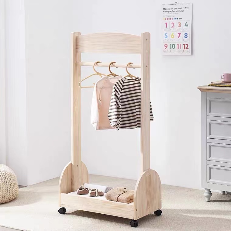 Custom Hanger Factory Wholesal - Baby Clothing Display Stand 评论和价格