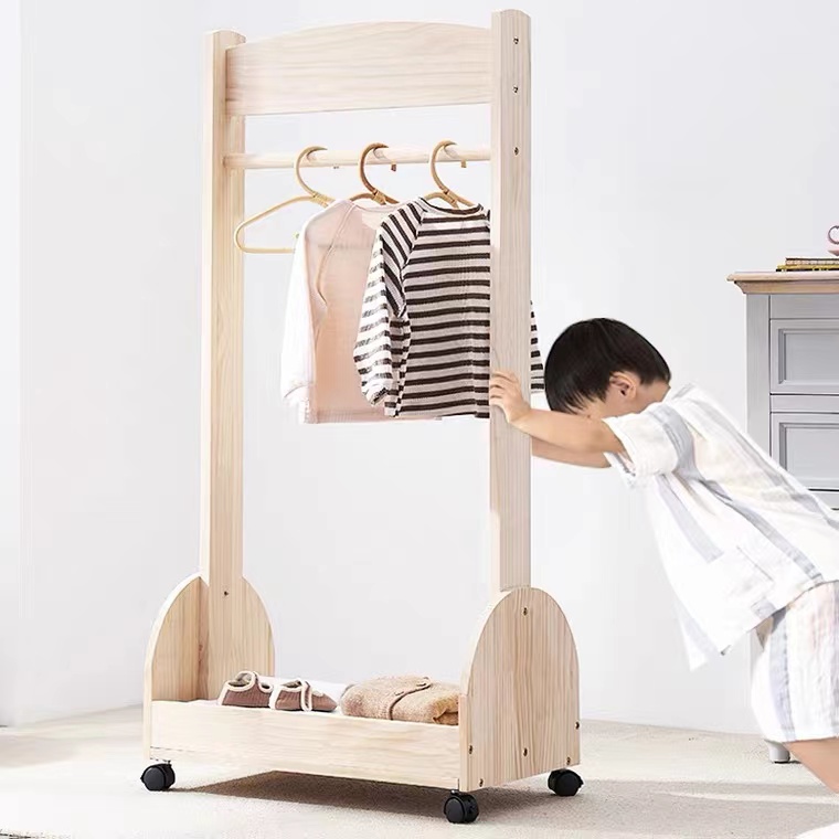 Custom Hanger Factory Wholesal - Baby Clothing Display Stand 评论和价格
