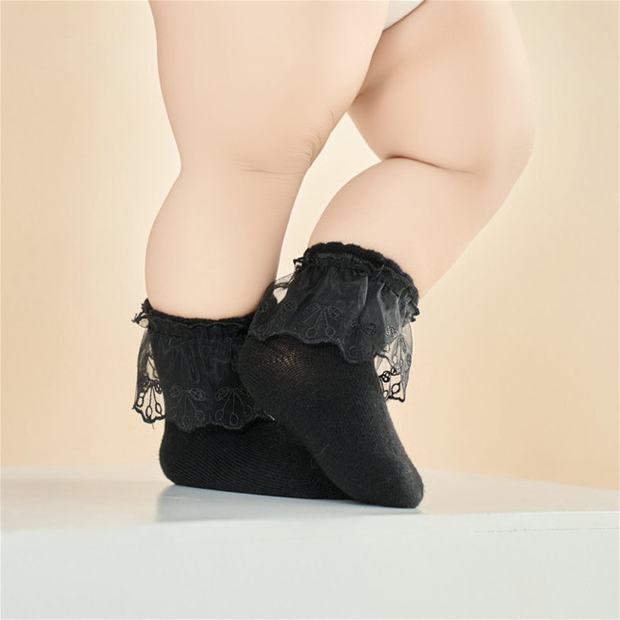 Adorable Baby Girl Lace Ruffle - Toddler Sock Set 评论和价格